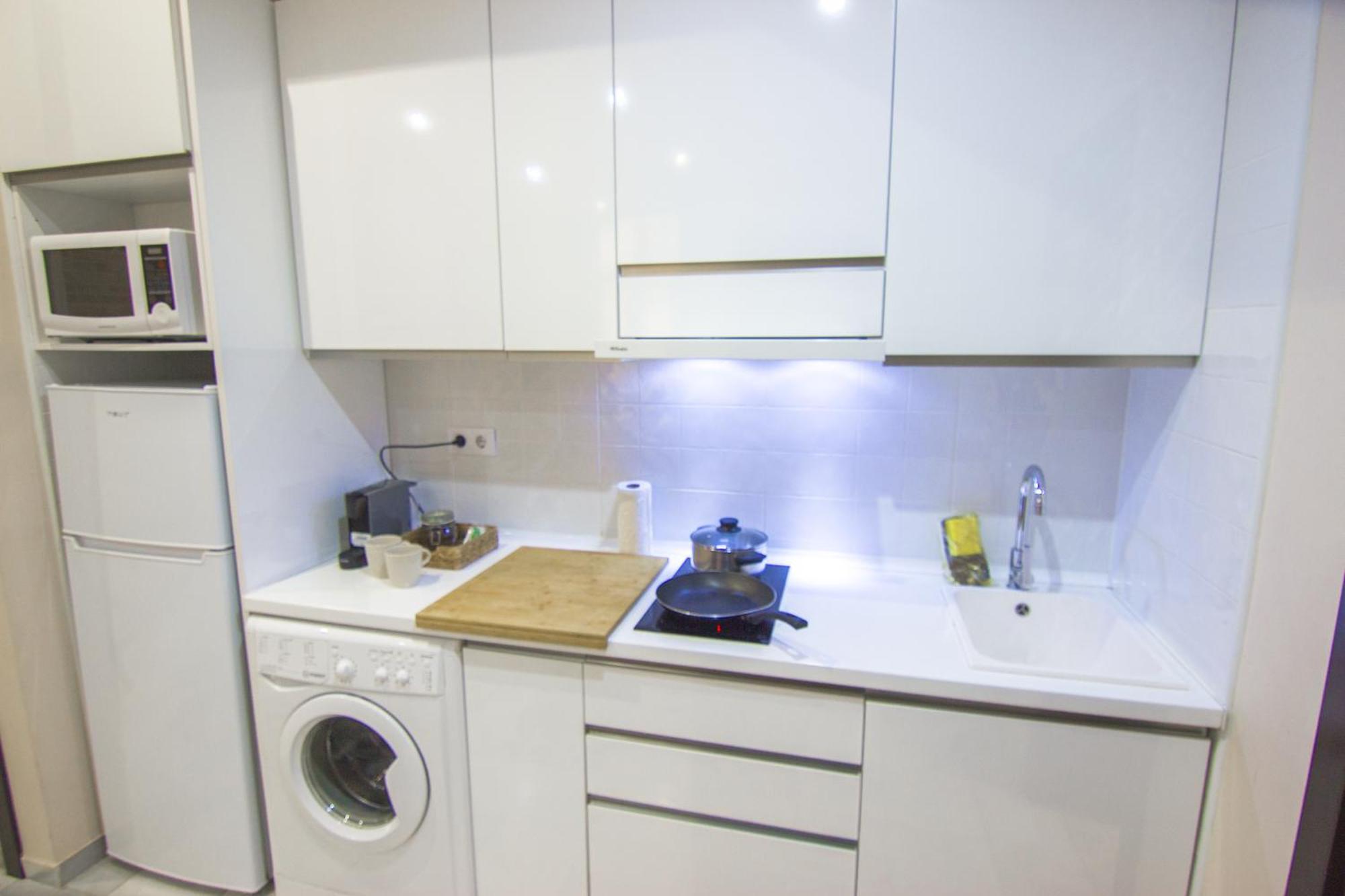 RentalSevilla Apartamento en Barrio Santa Cruz con Parking Exterior foto
