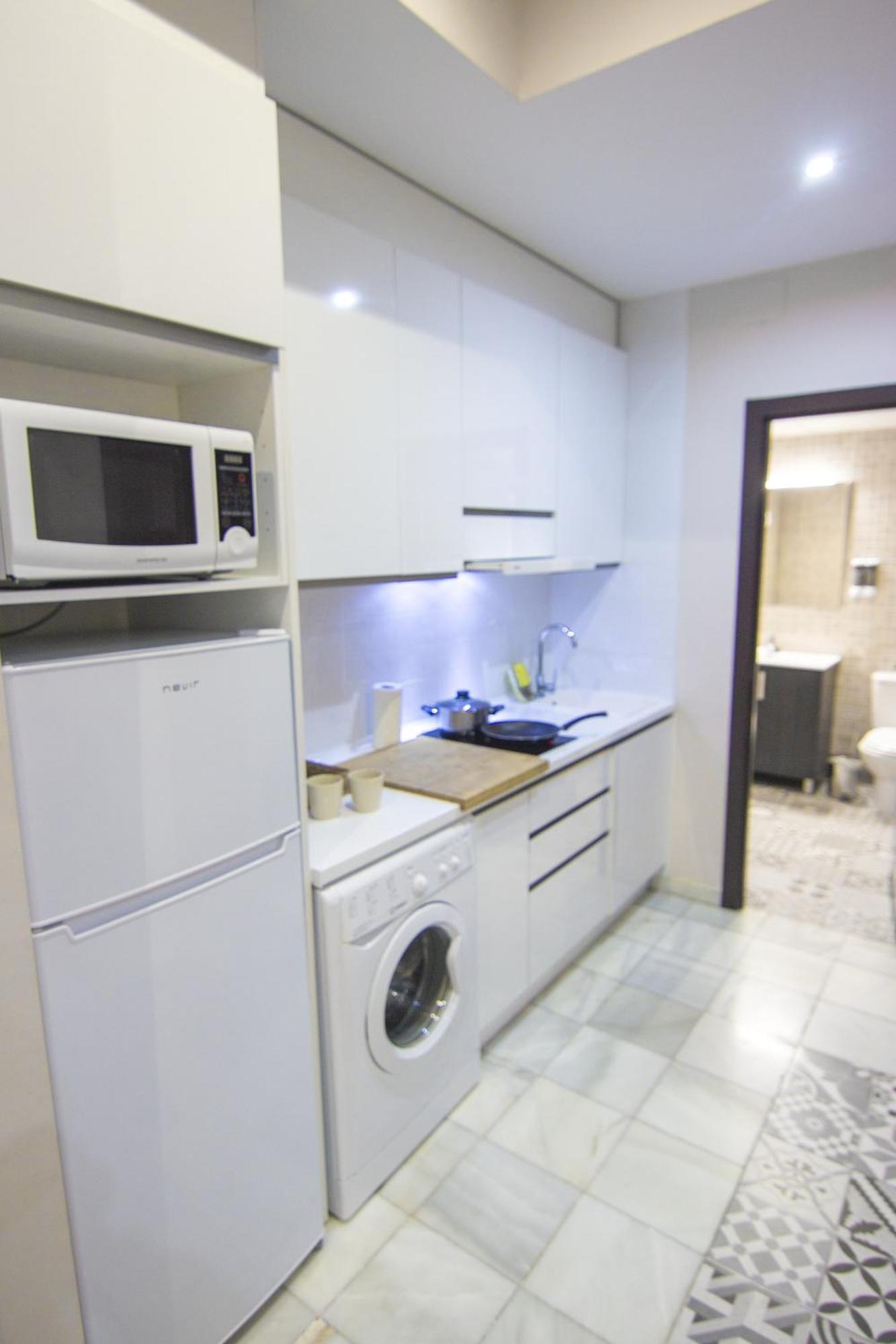 RentalSevilla Apartamento en Barrio Santa Cruz con Parking Exterior foto