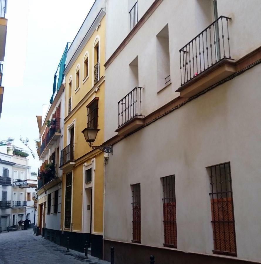RentalSevilla Apartamento en Barrio Santa Cruz con Parking Exterior foto