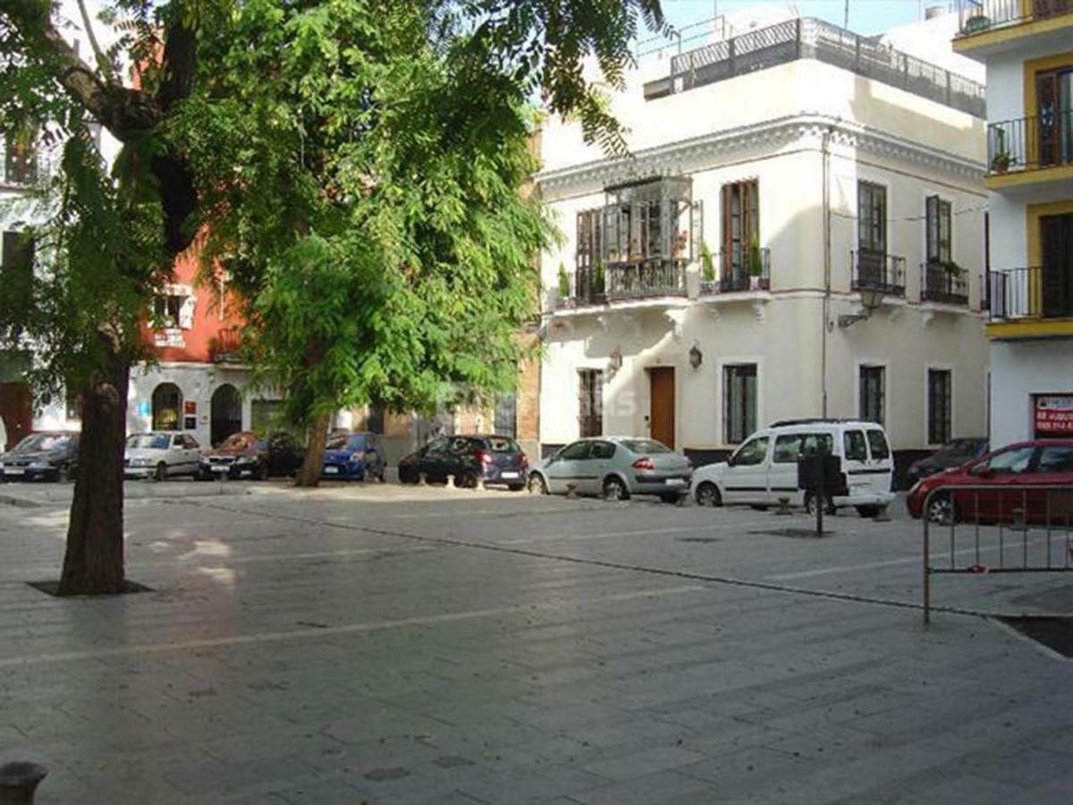 RentalSevilla Apartamento en Barrio Santa Cruz con Parking Exterior foto
